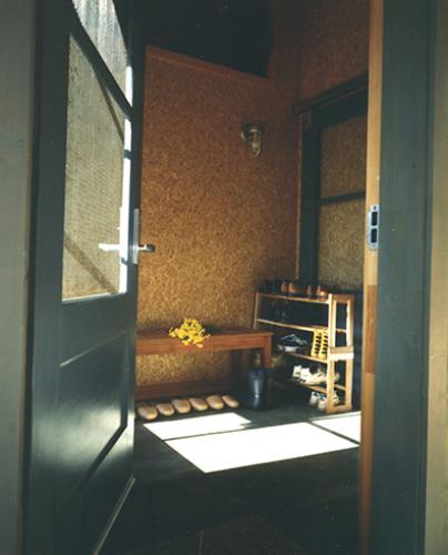 breeze house mudroom