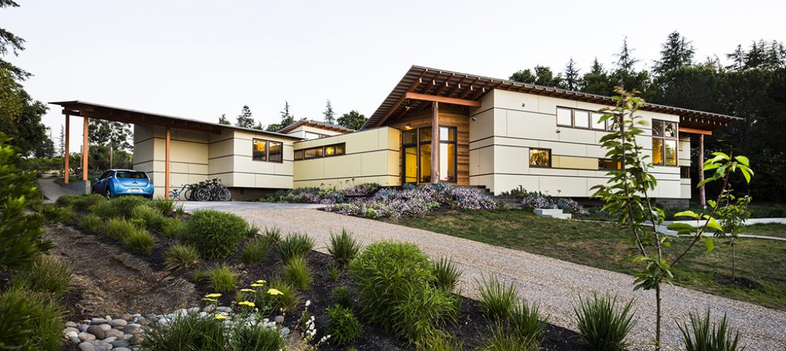 courtyard house entry