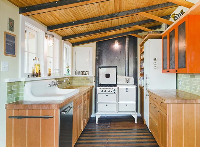 urban farmhouse kitchen